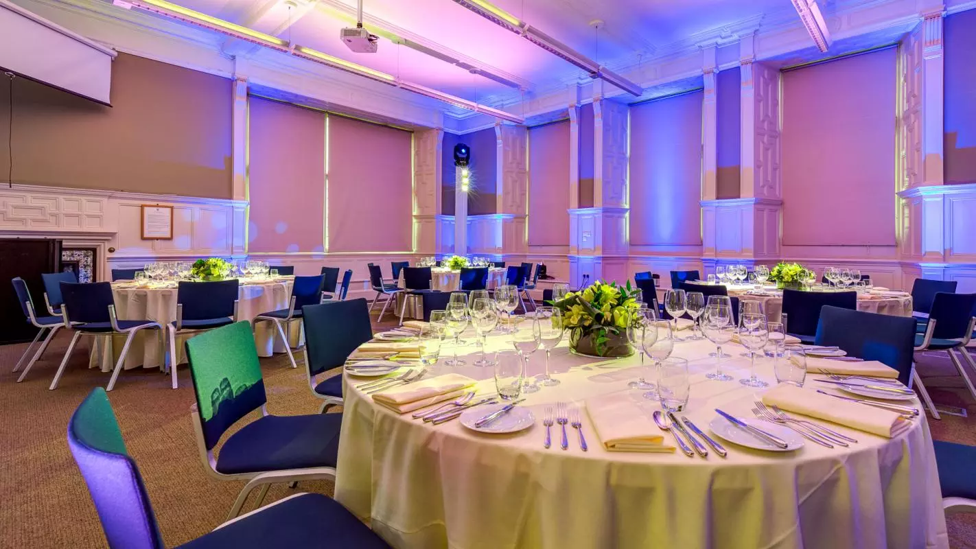 room 15 dining rounds