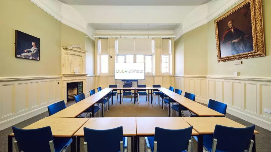 Room 8 Boardroom